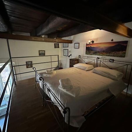 Casa Vacanza Trinita Neapel Exteriör bild