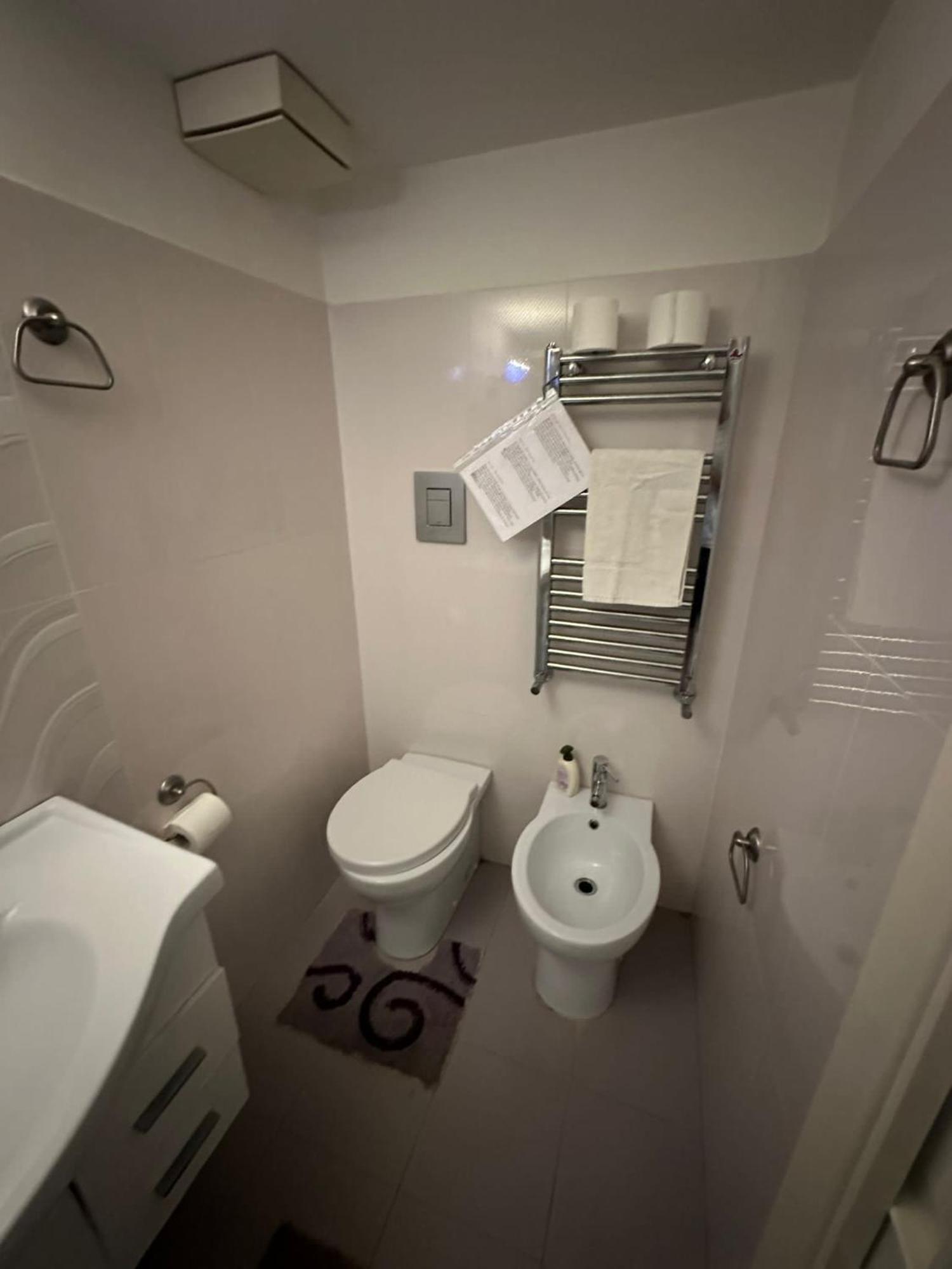 Casa Vacanza Trinita Neapel Exteriör bild
